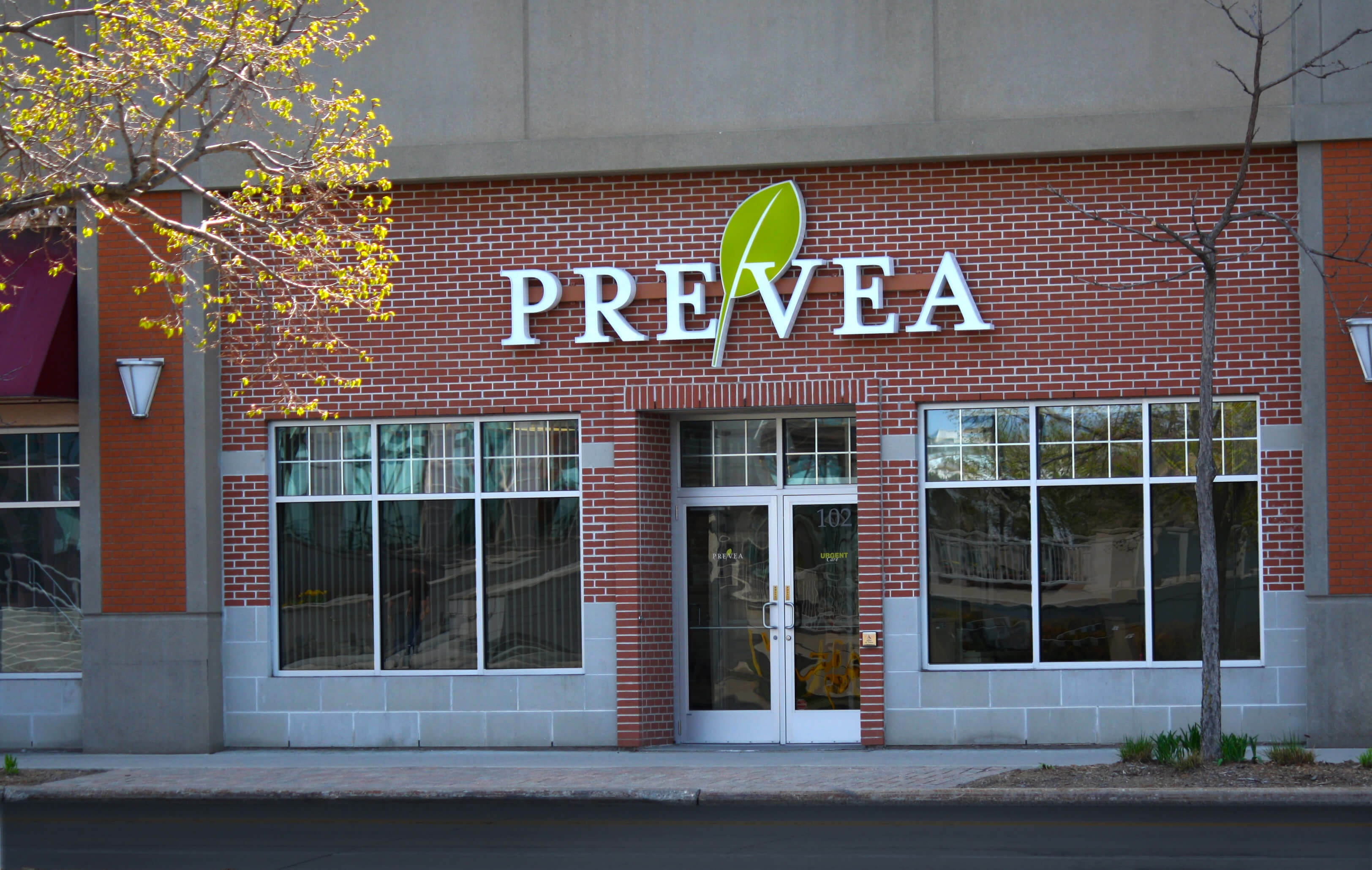 front of Prevea Washington Street Health Center